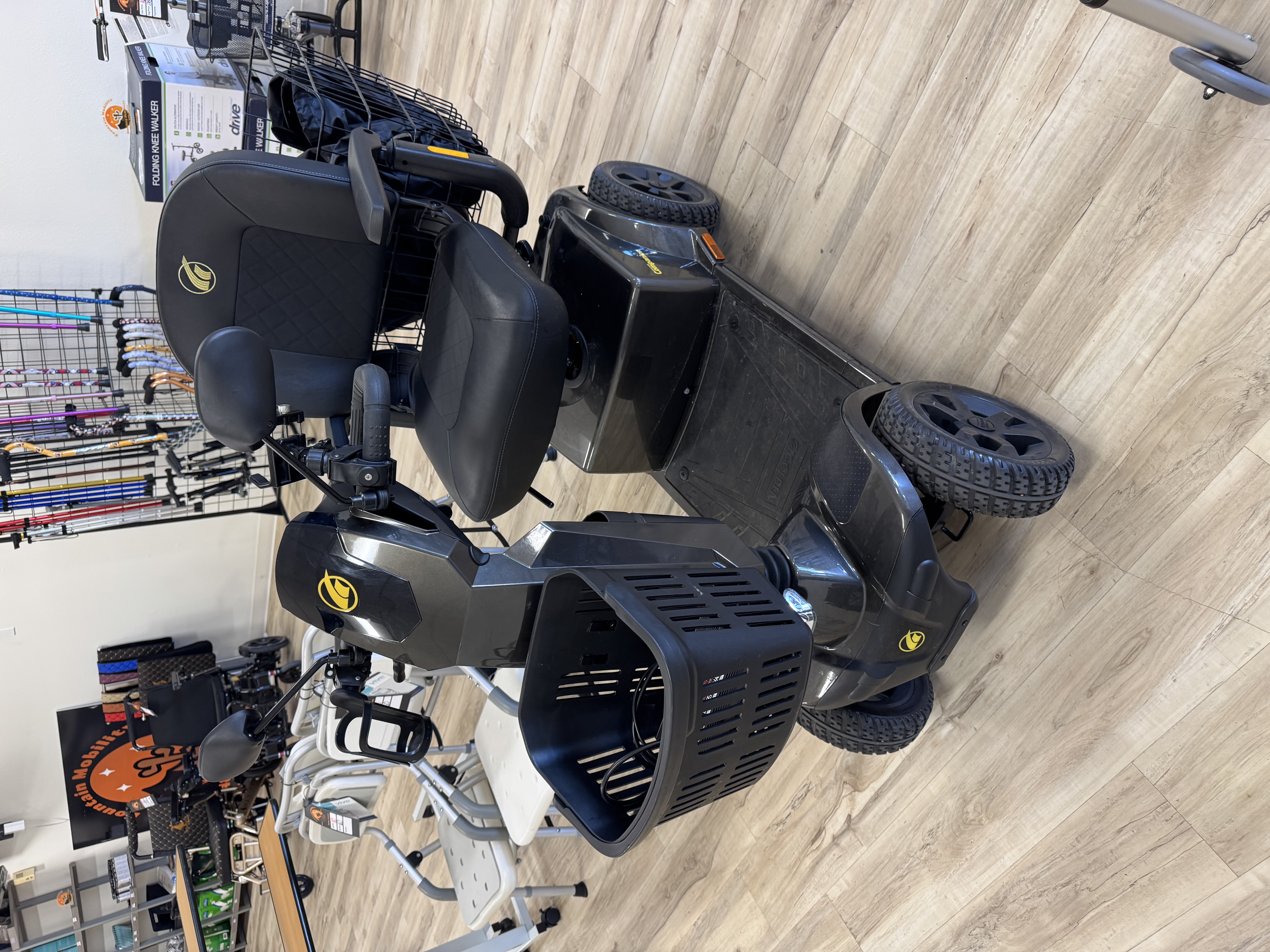 Larger four-wheel mobility scooter rental in Phoenix Arizona